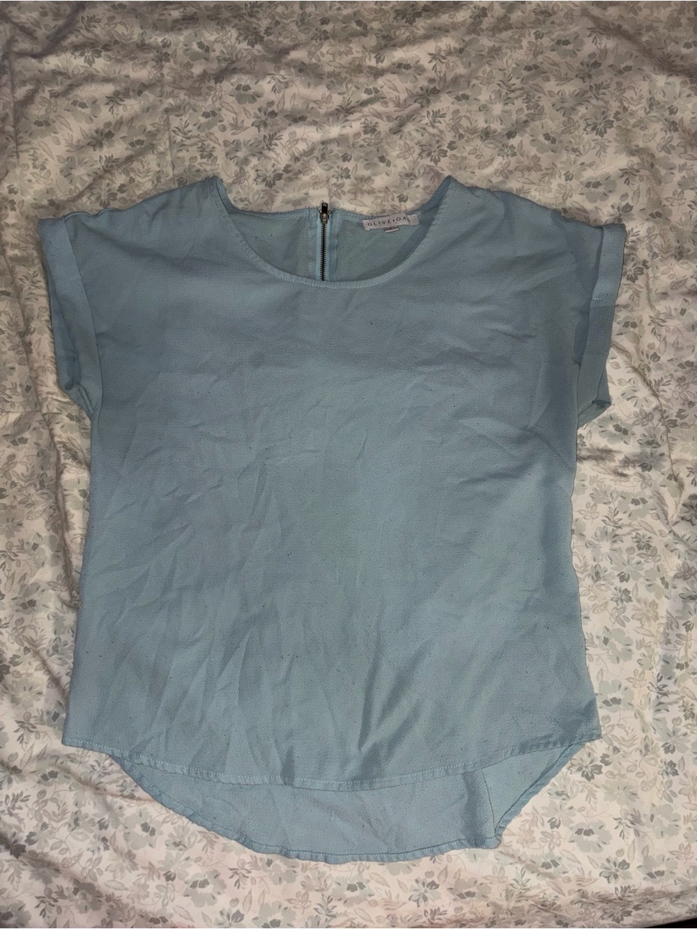 Olive & Oak Sky Blue Short Sleeve Rounded Hem Blouse